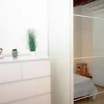 Medieval Centre - Modern With Ac, Smart Tv & Wifi 费拉拉