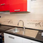 Medieval Centre - Modern With Ac, Smart Tv & Wifi 费拉拉