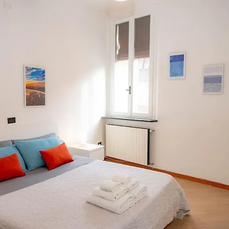 Apartment Medieval Centre - Modern With Ac, Smart Tv & Wifi Ferrara