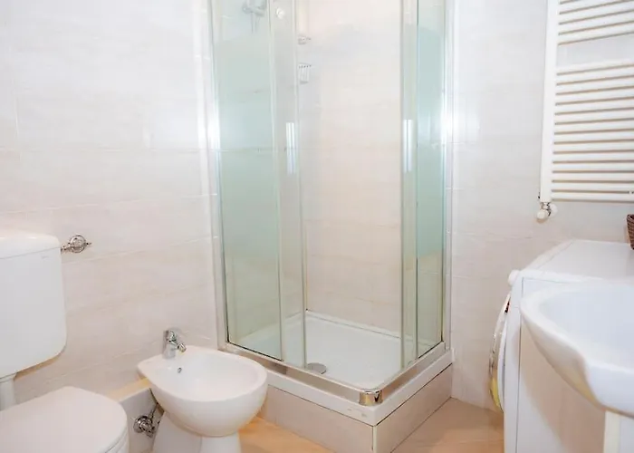 Διαμέρισμα Medieval Centre - Modern With Ac, Smart Tv & Wifi *